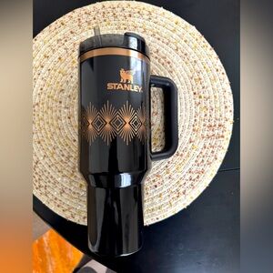 Stanley Black Deco tumbler.